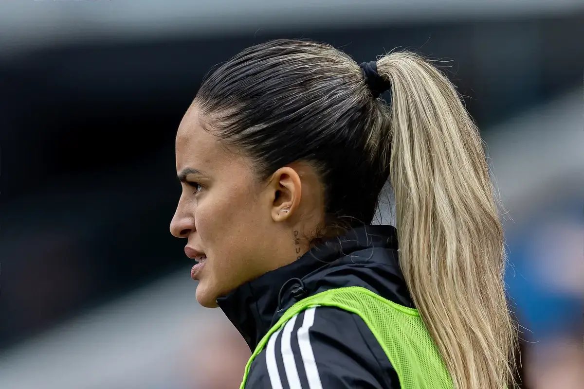 MidlandsFootyx's tweet photo. Former Aston Villa forward Gabi Nunes has completed a move to Orlando Pride after leaving the Women’s Super League club at the end of her contract this summer.

Nunes has signed with the NWSL side until the end of the 2026 season, pending receipt of her P-1 visa and International Transfer Certificate.

#AVFC #WSL #NWSL