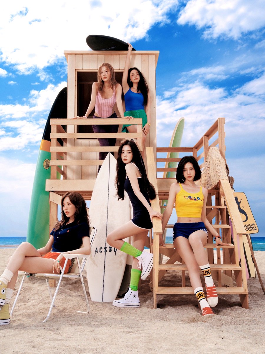 RVsmtown's tweet photo. 레드벨벳, 오늘 유튜브 ‘스튜디오 춤’에 뜬다! ‘서머퀸’의 성숙한 매력 발산
여름 벨벳송 ‘Surfin' Boy’ 퍼포먼스로 무더위 타파…음악방송도 Start

https://t.co/htLGRSSuE4

#RedVelvet #레드벨벳
#SurfinBoy #RedVelvet_SurfinBoy https://t.co/TrV8Zy1ZEX