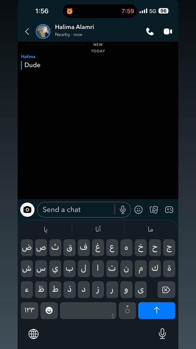 hieneurbl's tweet photo. جدتي القروية الأمية فجأة https://t.co/adCfqoa81R