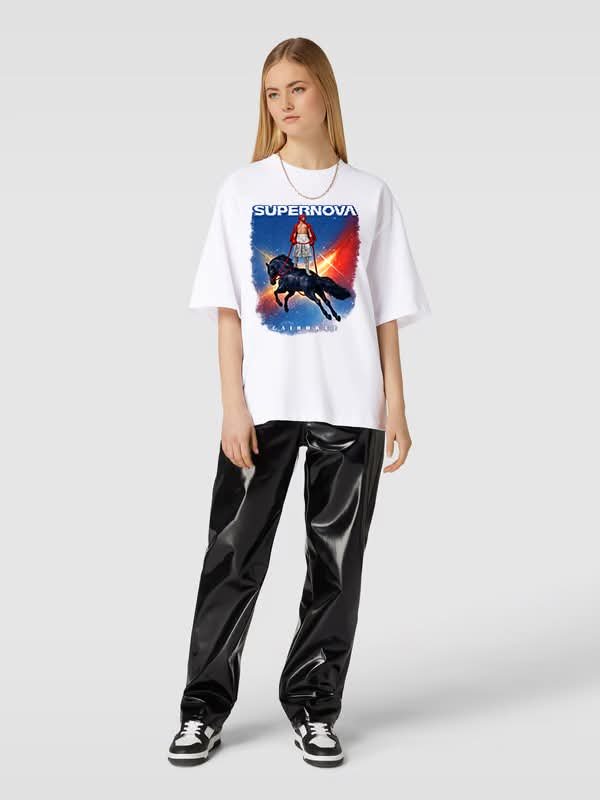 bandaatstore's tweet photo. Supernova Graphic Oversized T-Shirt – Premium 100% Cotton Unisex Streetwear | Black &amp; White

#BandaatStore #Supernova #Streetwear #GraphicTShirt #Oversized #Cotton #Fashion #MenStyle https://t.co/mi1FBN8bpS