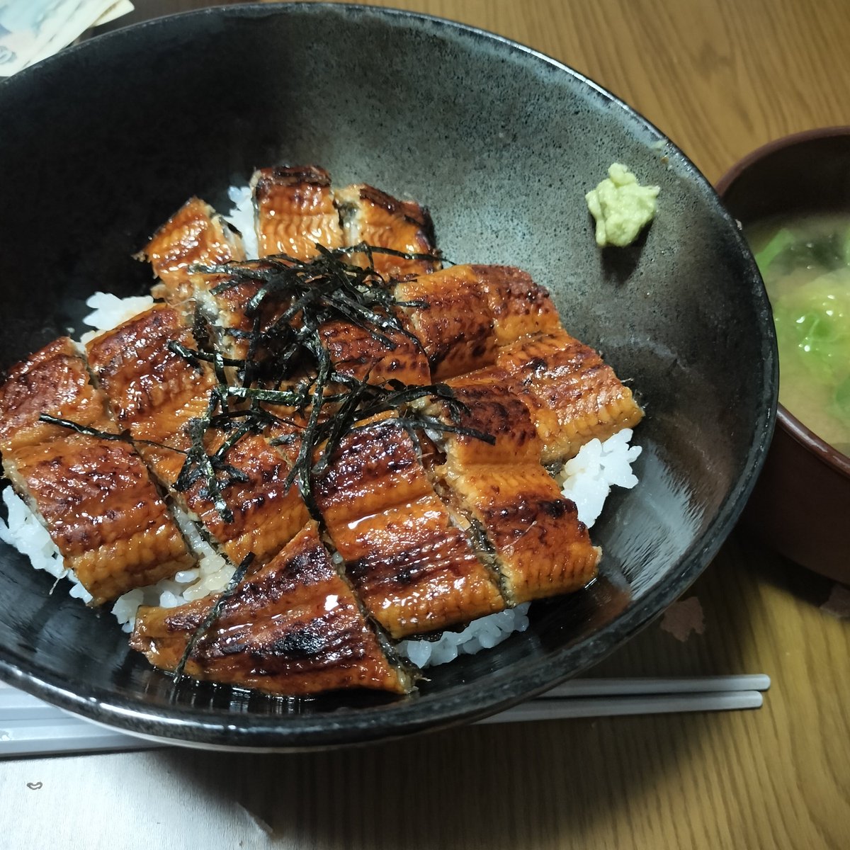 sasuke_takesan's tweet photo. うなぎ食べさせてもらった😊
めっちゃ美味しかったし何より気持ちが嬉しかった��す。 https://t.co/gmqJsyoQML