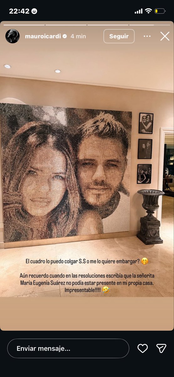 BichitoL25's tweet photo. Colgalo en la punta de tu manicito 🤣🤣@MauroIcardi https://t.co/RO0ifb7bLR