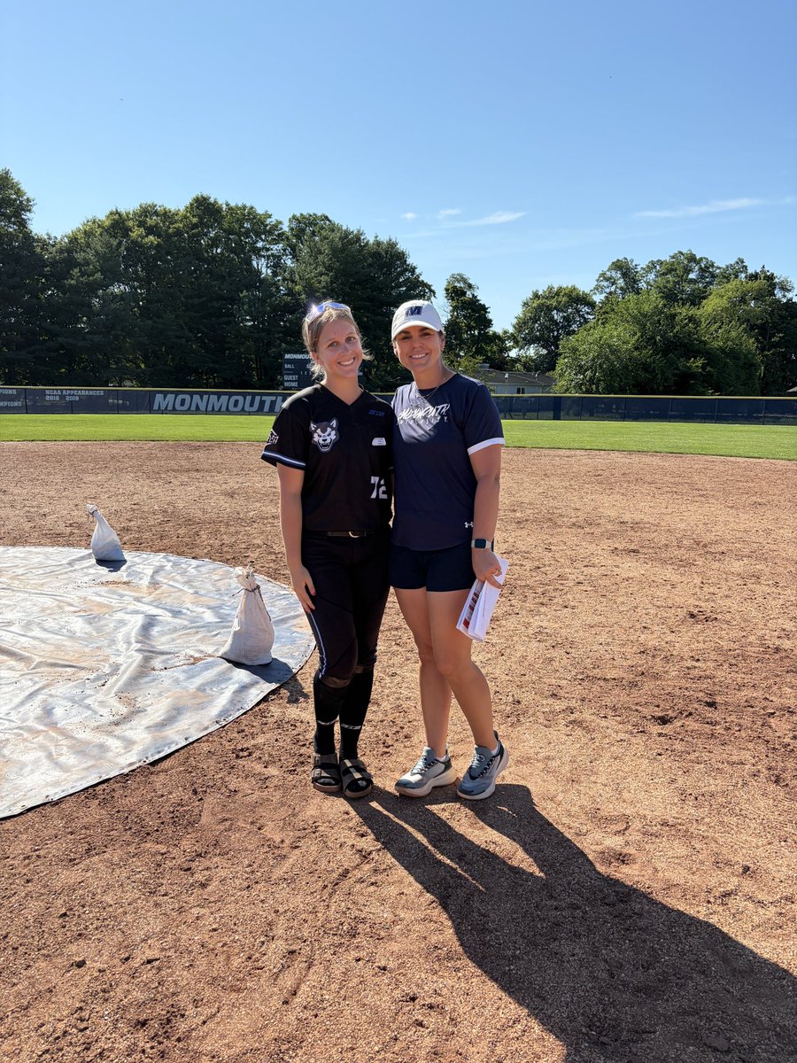 JovieThompson29's tweet photo. I had the opportunity to go to the @MonmouthSB camp. Thank you Coach Morgan and Coach Mia I really appreciate your time and helpful tips. I look forward to seeing you both again. https://t.co/wZzKL249vK