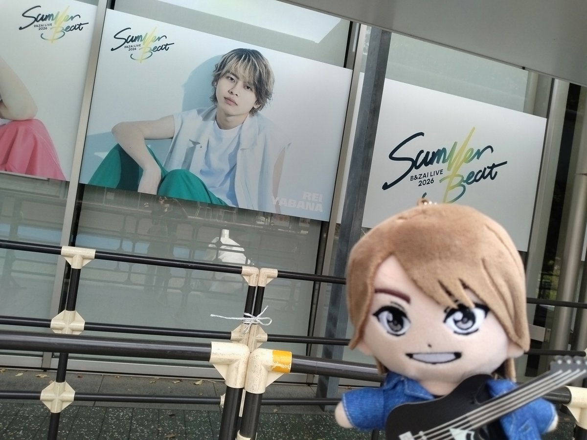 sachipon10's tweet photo. 朝、帰る前に寄ったら撤去中でした。寂しい😭8日からはいよいよHowzitですね！
んで、急に思い出したけど、オーラスの公演、なんかの曲ではしもっちゃんがくしゃみをこそっとしたよね。
そんな姿も美し過ぎました。 https://t.co/FVTD9xOwOD
