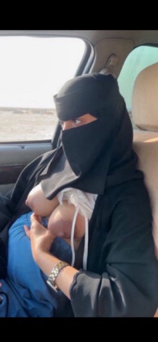 Q81989_'s tweet photo. مديثتك البدويه الممحونه كلمتني قالت لازم نطلع وتمرني هذا وضعها اول ما خذيتها قالت ودني شقتك ابي اخذ شي فجاة دخلت وفصخت قال شق طيزي اركبني🤣🤣🤣🤣🤣🔥🔥🔥تعال خاص فضفض وافضح مديثتك الممحونه وعلمني منو لاتستحي من فحلها وترسل صورها وتقول ب الغلط🤣🤣🤣🔥🔥
#ديوت_بدويٌّْ
#ديااثة
#رعشه https://t.co/x5YOiacNiS