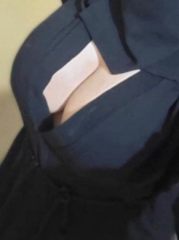 Q81989_'s tweet photo. مديثتك البدويه الممحونه كلمتني قالت لازم نطلع وتمرني هذا وضعها اول ما خذيتها قالت ودني شقتك ابي اخذ شي فجاة دخلت وفصخت قال شق طيزي اركبني🤣🤣🤣🤣🤣🔥🔥🔥تعال خاص فضفض وافضح مديثتك الممحونه وعلمني منو لاتستحي من فحلها وترسل صورها وتقول ب الغلط🤣🤣🤣🔥🔥
#ديوت_بدويٌّْ
#ديااثة
#رعشه https://t.co/x5YOiacNiS