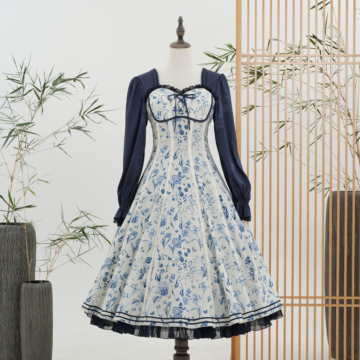 🪷商品紹介🪷 錦花集 ロングワンピース 紫陽花や菖蒲など多様な花々の