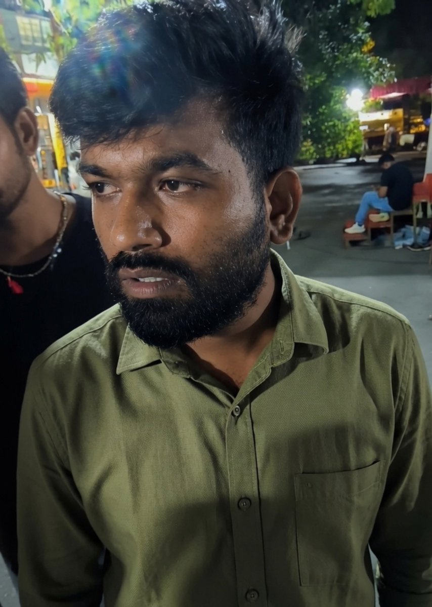 worshipVK's tweet photo. Reporter didn't hold back and exposed Abhijeet Dipke's secret party 🚨

Reporter - Sir, in the evening you were telling that all your team is sick and this is the reason they can't visit Jharkhand. Now they all are here celebrating, I don't know what

Abhijeet Dipke - Yes, they all are sick. They have just come to meet me, to check up on me

Reporter - You kept shouting for 30 days in the CJP protest that your health is not more important than students career then how come suddenly checking up on you is more important than the Jharkhand students? 

Abhijeet Dipke - We have also met to talk about the Jharkhand protest. We will give an update soon

Reporter - There's nothing to talk about. You just have to go there. Students are there, the protest is going on, you just have to join. All the people who came to your protest didn't plan a meeting before. It's already been 15 days since the protest started. Can you ask for Hemant Soren's resignation from this platform?

Abhijeet Dipke - That won't be right. I still don't have a complete idea about it. I will go there and ask the students whose resignation they want

Reporter - Did you ask these neet students what they wanted?

Abhijeet Dipke - Yes, they wanted Pradhan's resignation

Reporter - I didn't see a single child standing on the stage with you during the entire 30+ day protest asking for Pradhan's resignation. They all just wanted fair education, which you couldn't give. In fact, you gave FIRs on their name in return

Abhijeet Dipke started getting angry at the reporter. He couldn't digest facts about him 🙏