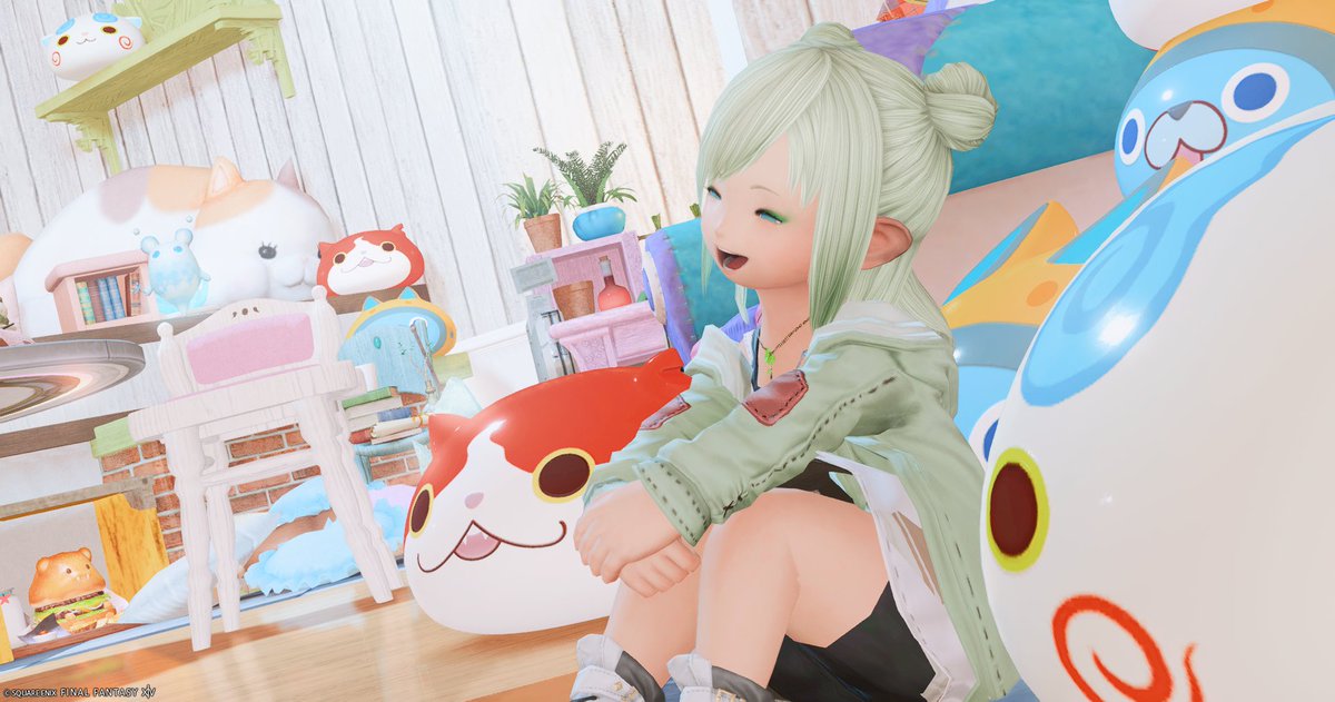 yumecha5's tweet photo. エオルゼア大集合だニャン❣
新たな調度品が追加されたのでMGPで交換✨
まぁーーるいものって
なんか癒されるよね～
この部屋に合うBGMはなんだろー？
#FF14 
ラムウ鯖ミスト4-14
個室009にて(◍´◡`◍) 📸 https://t.co/gbsgdNVfuG