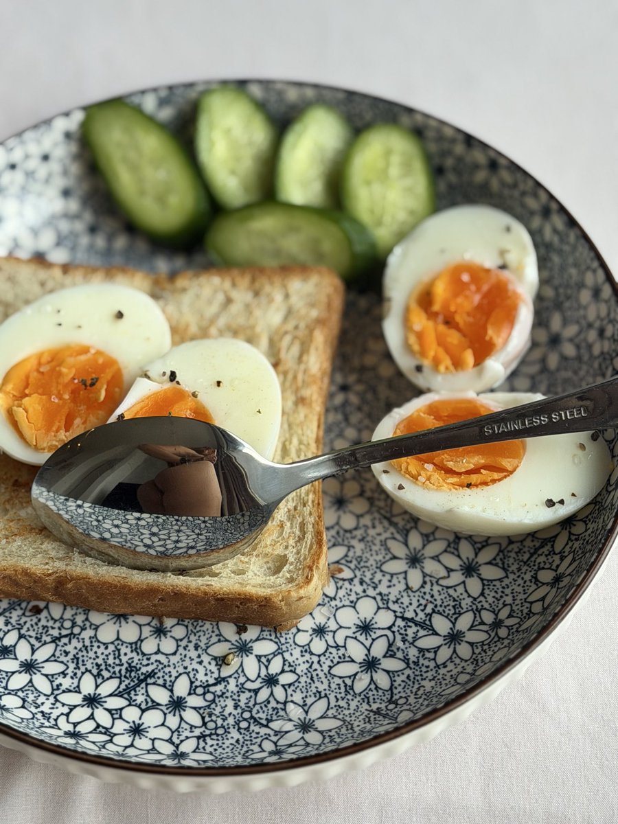 Lykaurdream's tweet photo. Eat some eggs daddy 🍳🤗, check my bio for more 🥵 stuff https://t.co/O60a4qzaD4