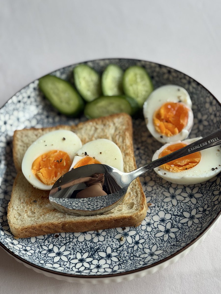 Lykaurdream's tweet photo. Eat some eggs daddy 🍳🤗, check my bio for more 🥵 stuff https://t.co/O60a4qzaD4