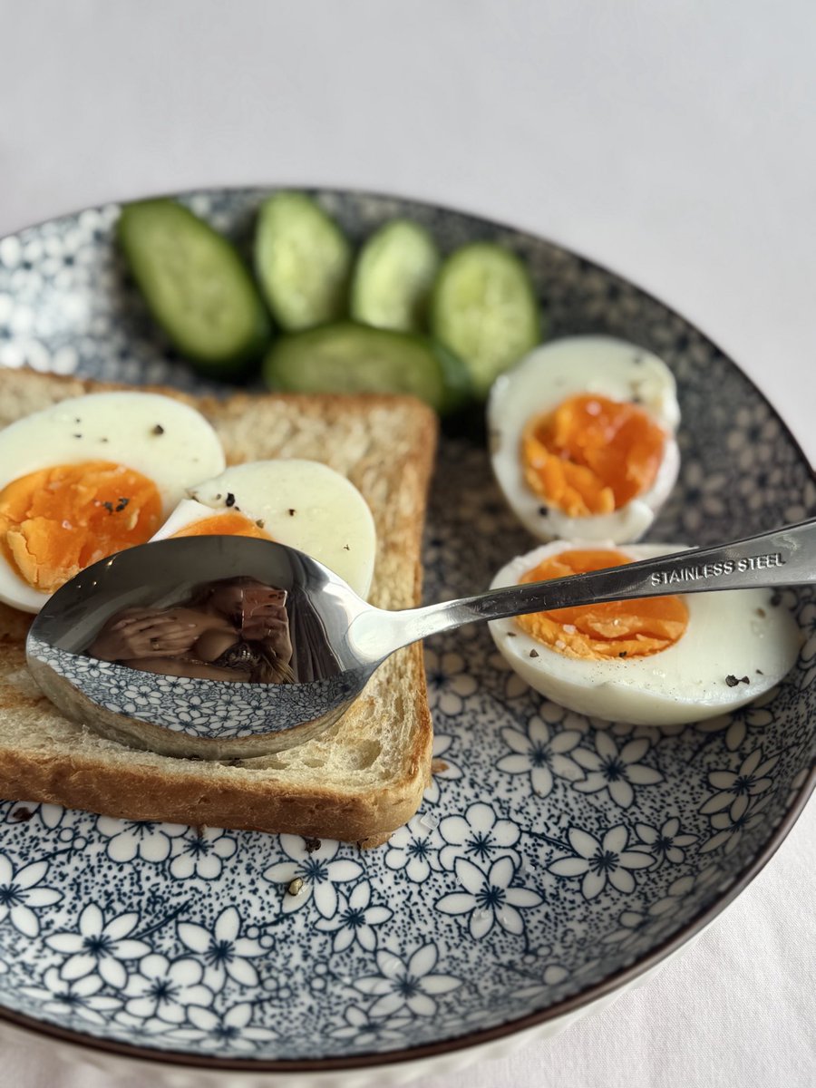 Lykaurdream's tweet photo. Eat some eggs daddy 🍳🤗, check my bio for more 🥵 stuff https://t.co/O60a4qzaD4