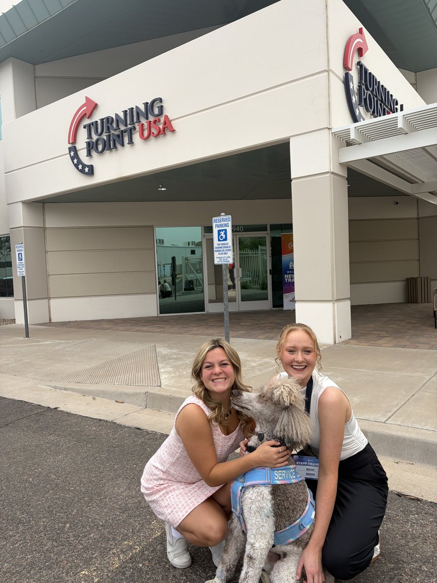 havanajdavison's tweet photo. From Tennessee Tech to @TPUSA HQ. 💜💛🇺🇸 

Day two of new hire training and the excitement just keeps growing! https://t.co/KkYa6IP8PM