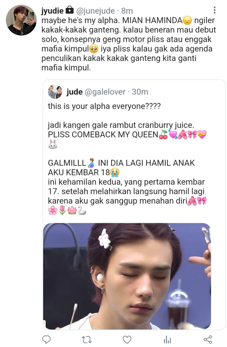 hanievol's tweet photo. pusing banget aku baca ketikanmu, jyudie

(strange little fan ; hyunsung au) https://t.co/e6JsZSKz4h