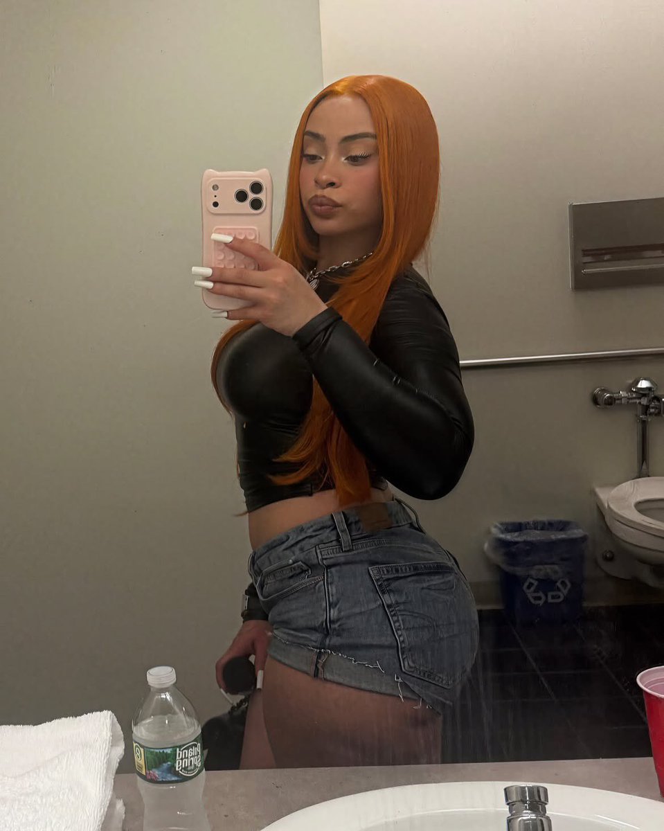 icespicesbabyy's tweet photo. #fypシ゚viralシfypシ゚ #icespice https://t.co/ySVpqpEPUm