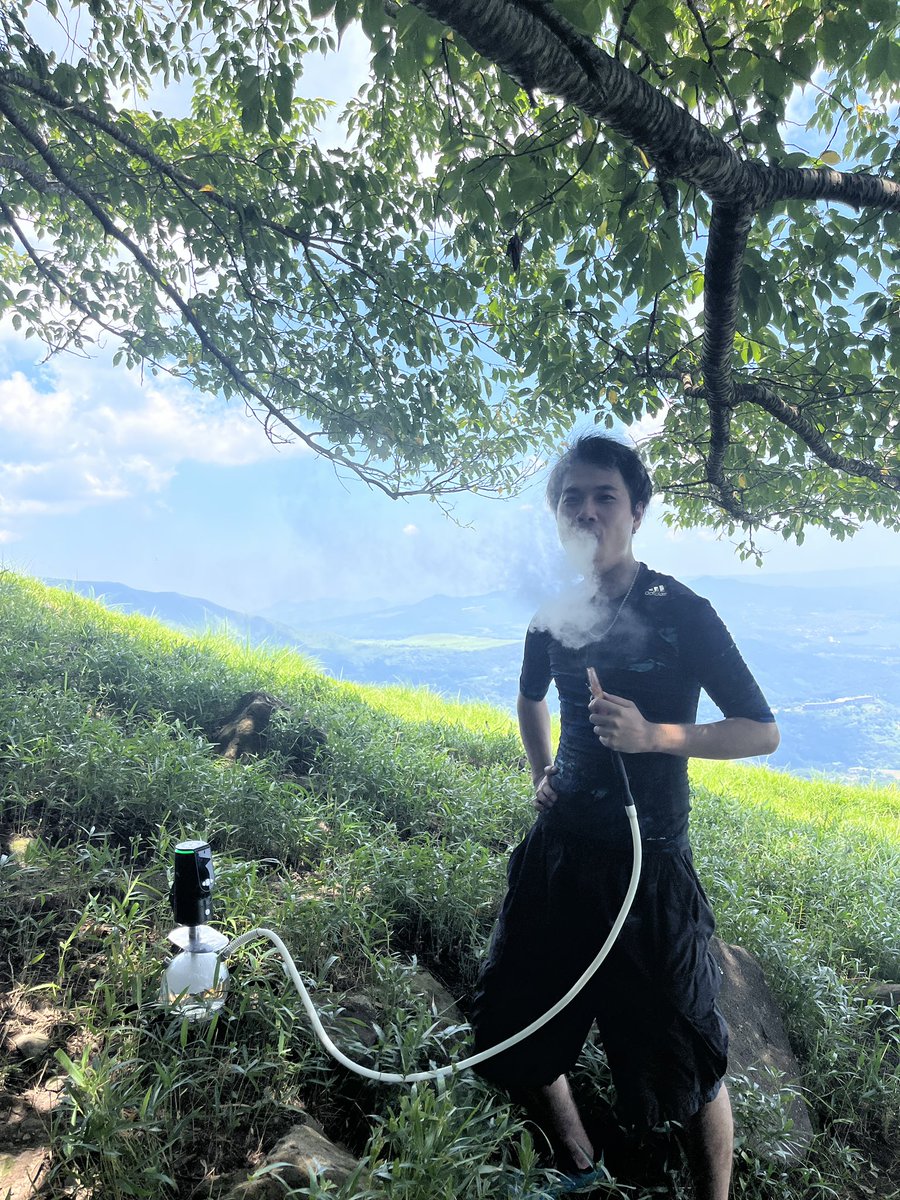 sb04281999's tweet photo. 8月🌞🌴🌺✨

山登りからの海で始まり
今年の夏を堪能する！ https://t.co/sp10Yz2TTP
