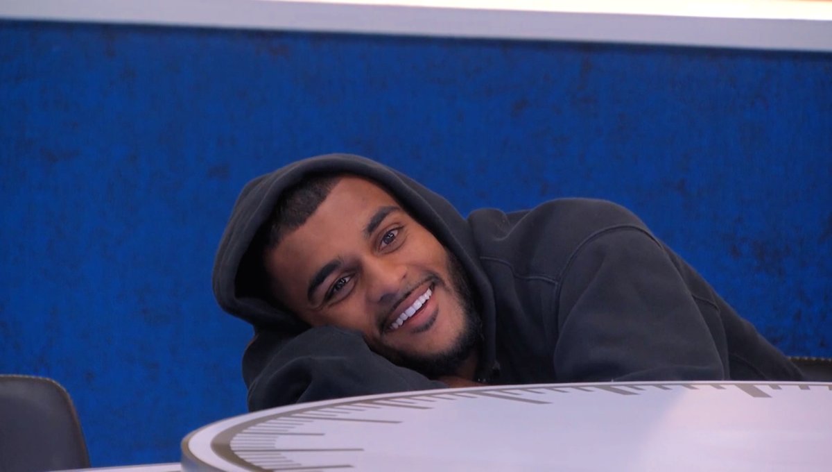 89razorskate20's tweet photo. ⏳WEEK 4, REPOST &amp; LIKE If You’re Team YASH! #BB28 https://t.co/bXkloWMk9D