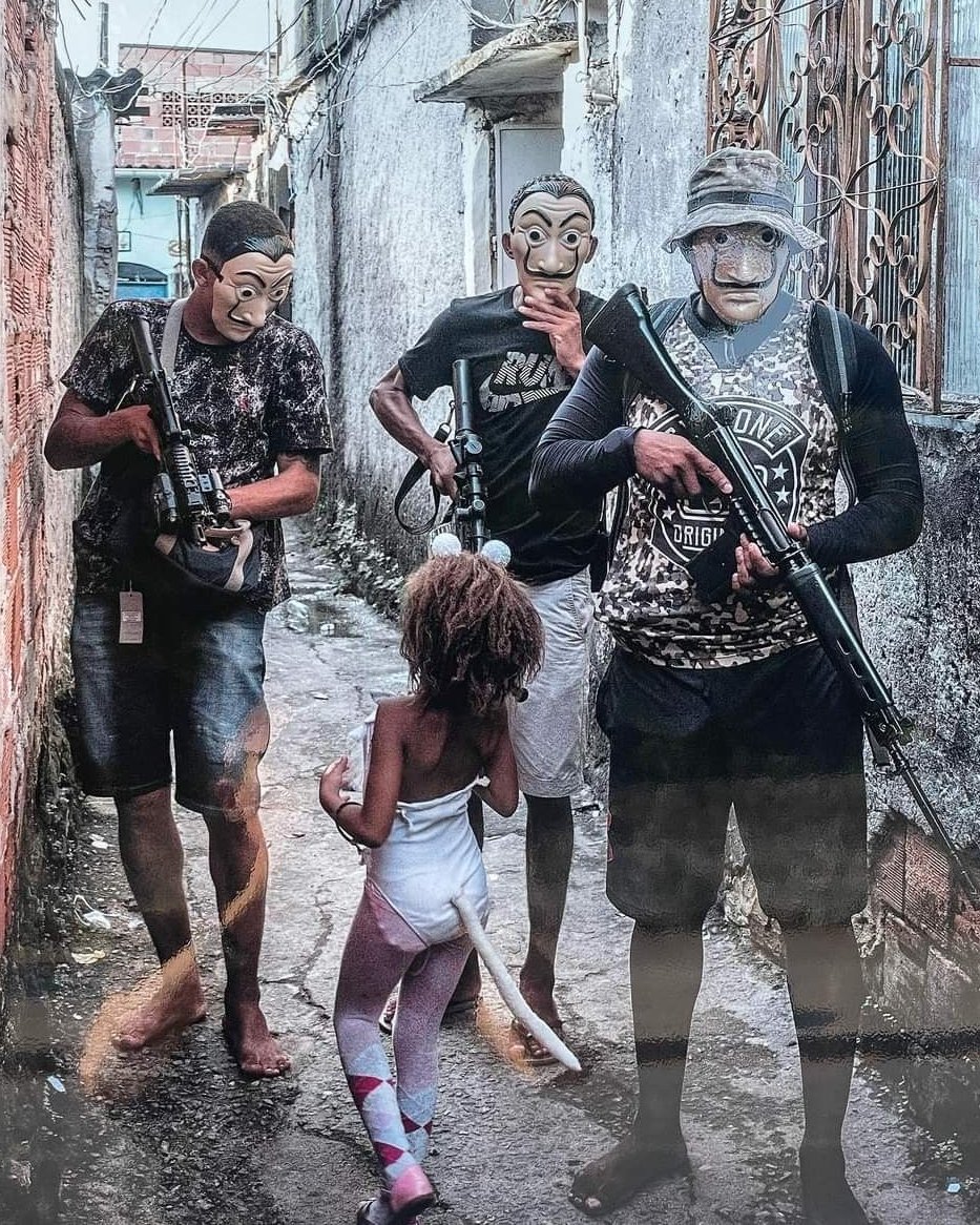 republiqueBRA's tweet photo. 👥 🔒 Deputado Kim Kataguiri propõe projeto de lei que cria um regime especial de proteção à identidade de jurados em processos ligados ao crime organizado e prevê pena de até 6 anos de prisão para quem vazar seus dados. https://t.co/lNhvQCnCXq