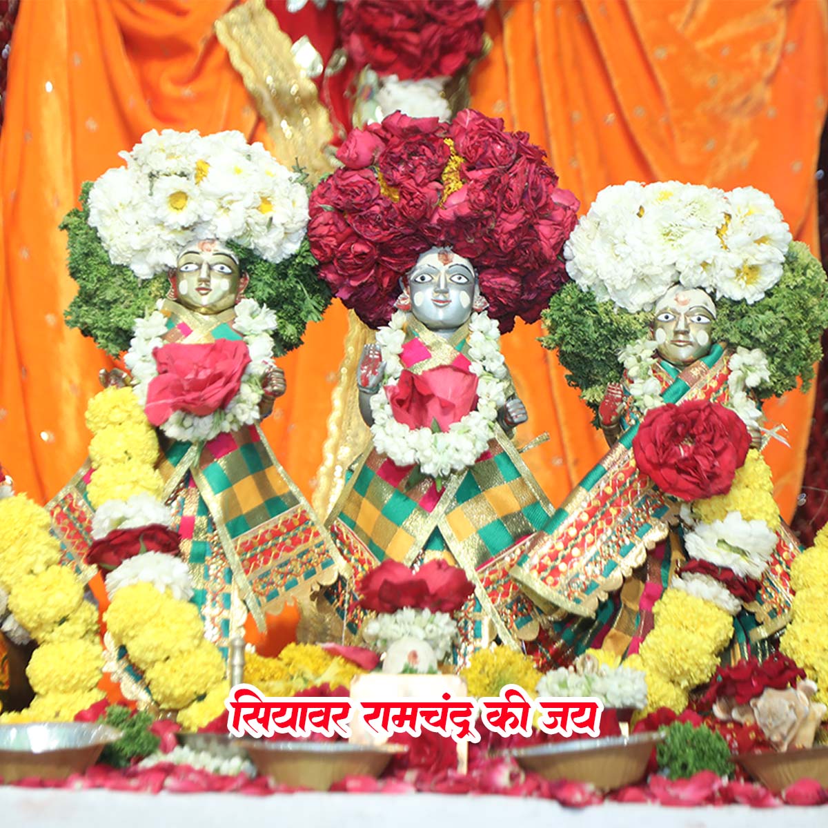 sabkeram1's tweet photo. भक्ति, भव्यता और आस्था का महासंगम 🚩
चैत्र नवरात्रि के पावन अवसर पर आयोजित दिव्य श्री राम जन्मोत्सव की अविस्मरणीय झलकियाँ
🚩 जय श्री राम 🚩
#JaiShriRam #ShriRamJanmotsav #RamNavami #SanatanDharma #PremMandir #RamBhakt #Bhakti #HinduCulture #ChaitraNavratri #SabkeRam #सबकेराम https://t.co/DeQVoI0VUc