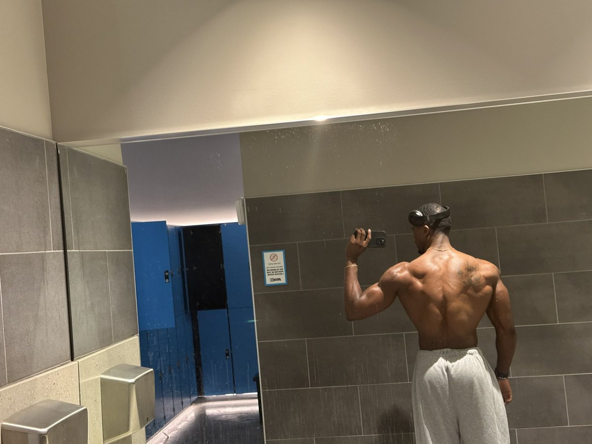 famousramsey's tweet photo. haven’t updated you guys in a while https://t.co/2hpFhbAuD8