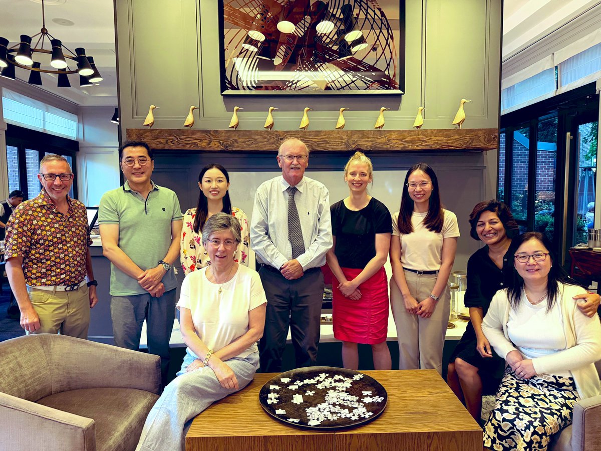 TingZhaoPathdoc's tweet photo. ✨Grateful to my mentors and friends for their unwavering support throughout my training! 
The MGH GU group is where my career began, and I feel incredibly fortunate to have learned from the best.
Excited to continue the journey as a Molecular Genetic Pathology Fellow at Mass General Brigham!  #GUPath
@MGHPathology @MGBpathology