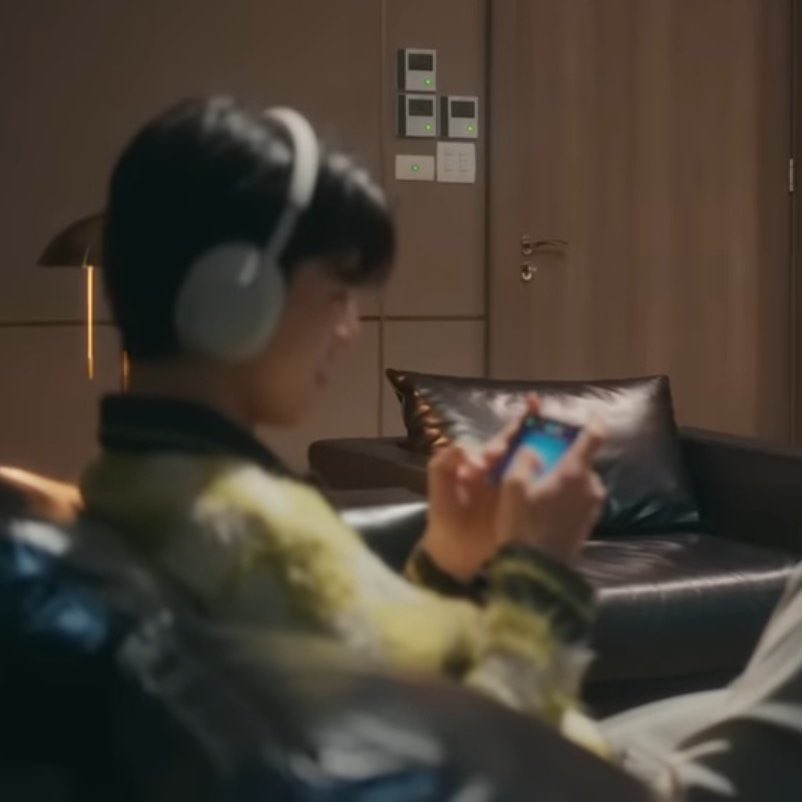 thamtuppy's tweet photo. gamers 🎮

#BeyondLuckMV
#UnluckyBae
#ThamMac https://t.co/V5sotaAqgx