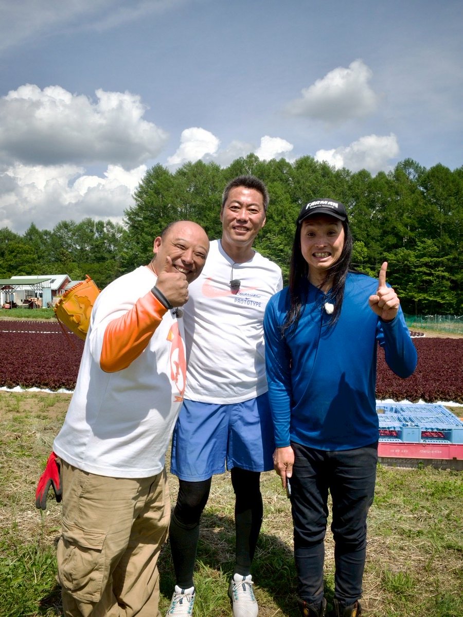TeamUehara's tweet photo. トム・ブラウンのお二人と😁

楽しかったなぁ〜、ありがとうございました😊 https://t.co/5jX2sYdMx9