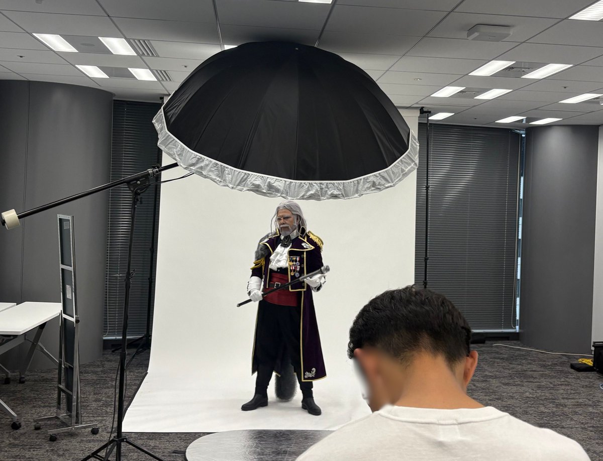 niconico_cos's tweet photo. ˗ˏˋ🎃 #池ハロ2026 公式サイトOPEN👻ˎˊ˗ 

キービジュアル撮影の様子をちょこっと紹介‼︎その②
さまざまなポーズで撮影を実施✨
実際にどのポーズが採用されたのかは、
公式サイト掲載のキービジュアルを𝗰𝗵𝗲𝗰𝗸👀

@dozesheep
@tatsumi_inui
@Lemi_lil

▼公式サイトは��ちら
https://t.co/5tjtT4aDGY