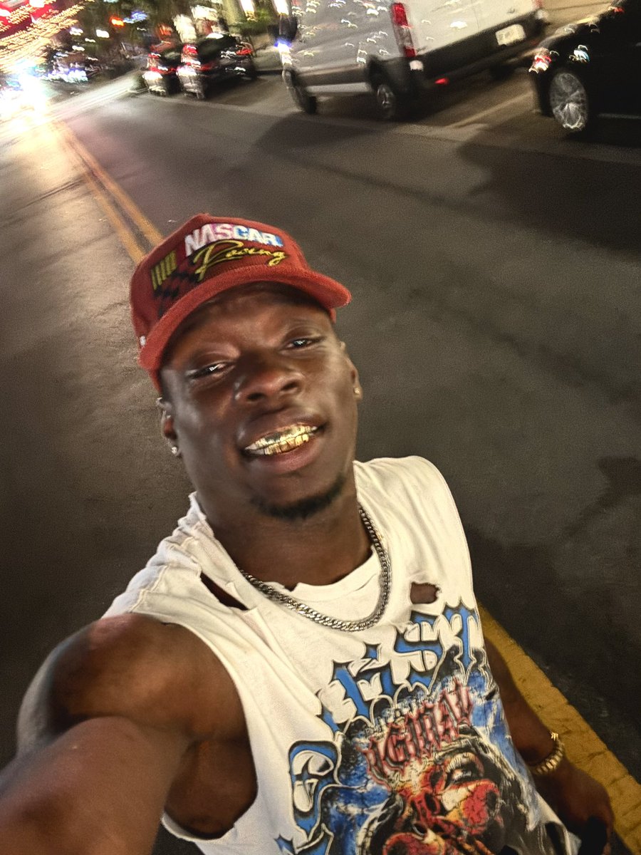 FoolwitdaTool91's tweet photo. Hold ya bitch 👧🏾 or nigga 🥷🏾 close if u wanna keep them 😈!!!! https://t.co/qpRpsOCC8Q