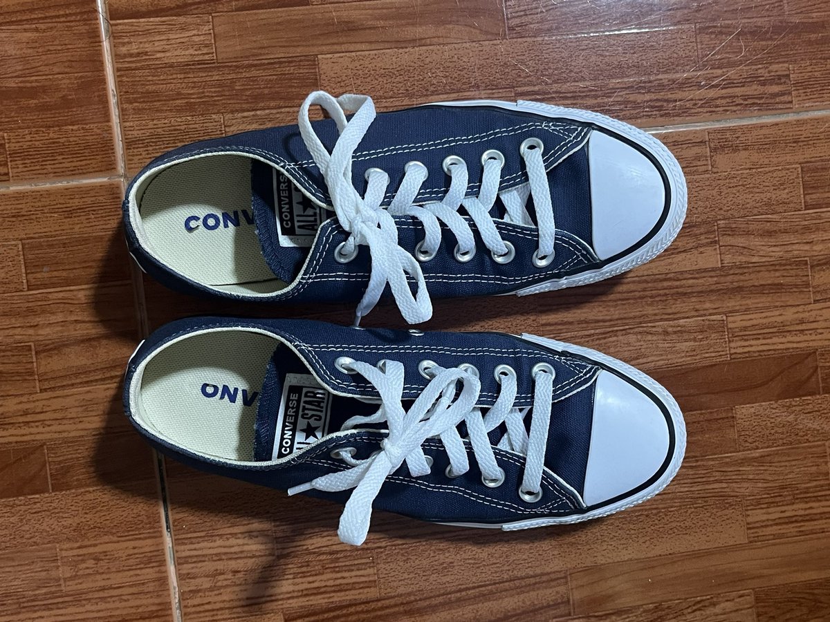 gerberaagent's tweet photo. ส่งต่อ CONVERSE ALL STAR OX NAVY : size 6 us | 24.5 cm ค่ะ ใส่ 2-3 ครั้ง
🛺 850 รวมส่ง เดมมาขอดูพต.ได้ค่ะ #ส่งต่อรองเท้า #ส่งต่อconverse #ส่งต่อรองเท้ามือสองสภาพดี #รองเท้าผ้าใบมือสองของแท้ #รองเท้ามือสอง #โล๊ะตู้เสื้อผ้า #โล๊ะตู้ #เสื้อผ้ามือสอง #ส่งต่อรองเท้า #ส่งต่อเสื้อผ้า https://t.co/ratk0tr9yd