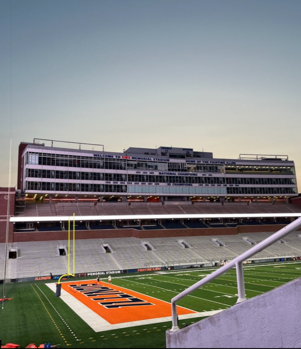 BBarn64's tweet photo. Another view from Champaign https://t.co/UVPZxmzHFf