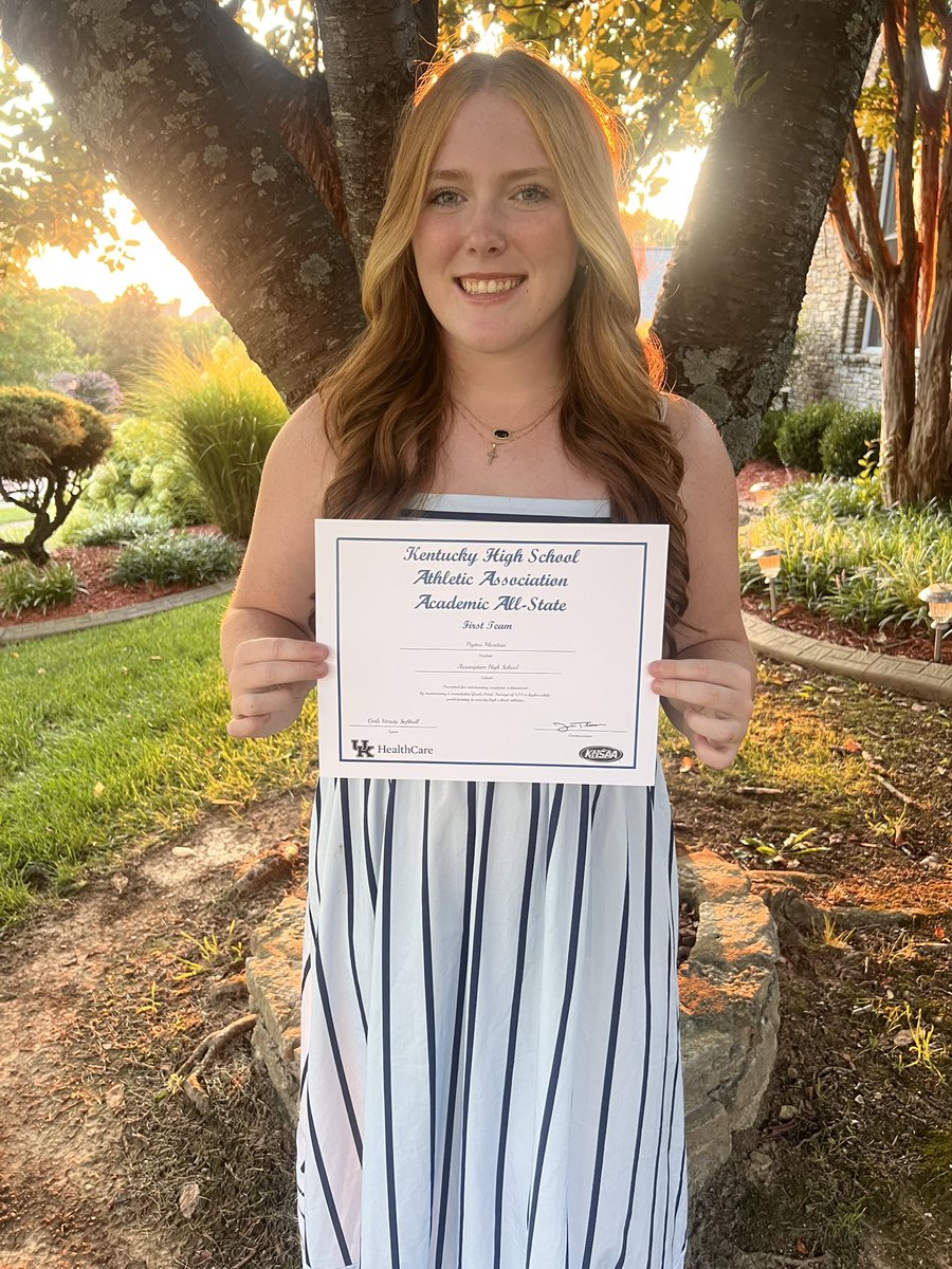 PeytonMardian's tweet photo. (Check comments) 

Banquet Recap!! 🚀🥎

I earned my certificates for playing both JV and Varsity this season. I also earned a certificate for First Team All State from KHSAA for maintaining a GPA of 3.75 or higher while playing a Varsity sport. I even received my Varsity Letter. https://t.co/Gdsxe7R5R2