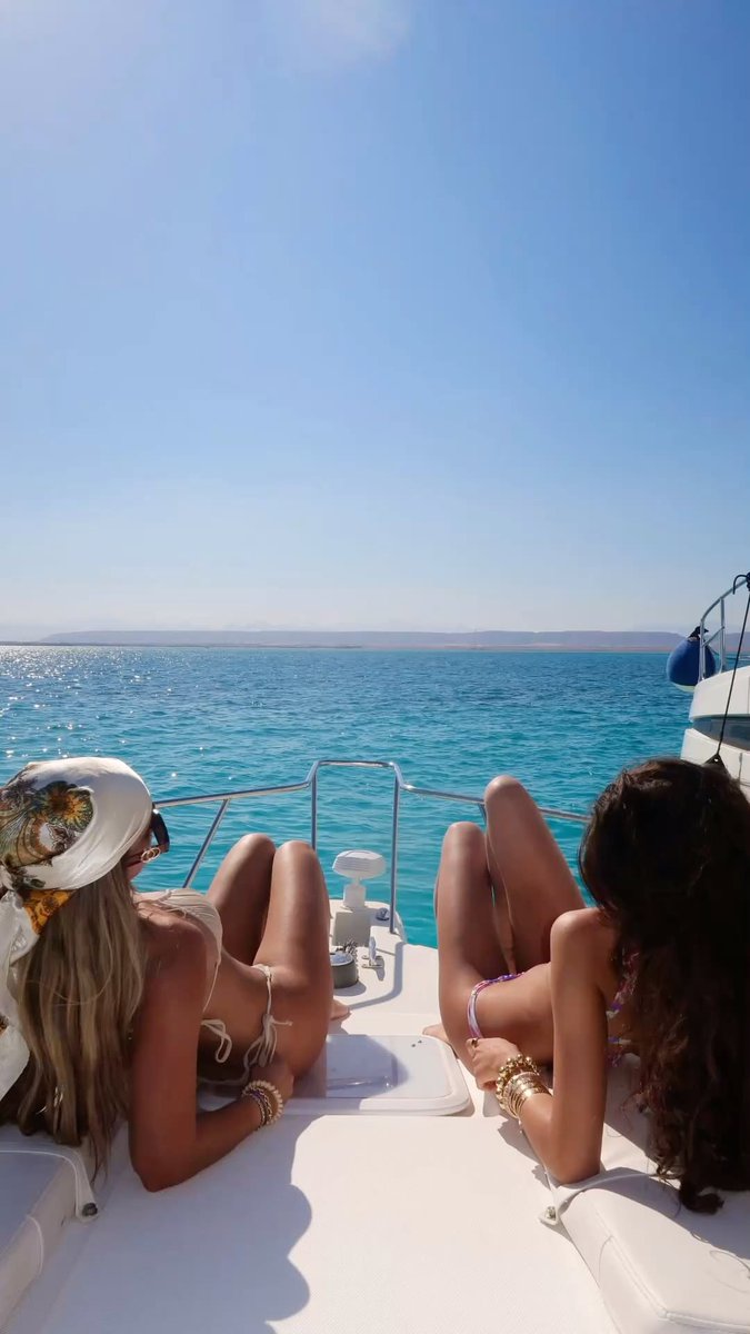 LiamAllenkhh's tweet photo. قاعدة ذهبية في الحياة: 🎑 Love is the language that our hearts speak fluently. Through thick and thin. dacosta marina https://t.co/ODtGx0RwPO