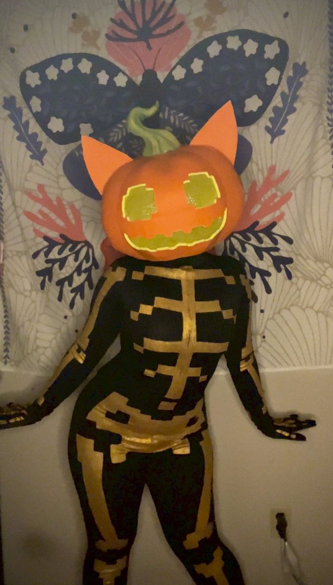 itsatoastie's tweet photo. Finally! A spice head I can see out of!! 🧡🧡🧡
Happy late summerween :3
#FortniteCosplay #SpiceFortnite #Fortnite https://t.co/vToysR4gXj