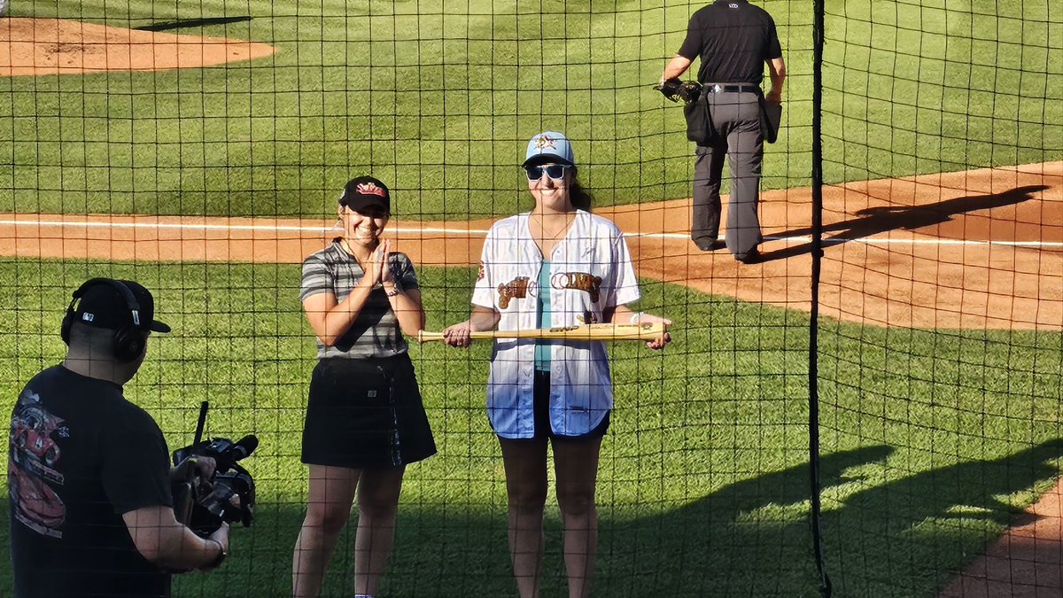 callmecurl22's tweet photo. Thank you so much, @erie_seawolves . I donโt have the words to express how much this means to me ๐งก #HometownHero #ICURN https://t.co/qq3Rh0hxsY