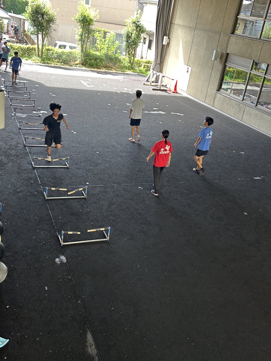 ksatno1's tweet photo. 本日は学校で基礎練習です
うまく疲労を抜きながら練習に取り組んでいます
今週末は県記録会に参加予定です
課題をもって臨みたいと思います
#光明相模原
#KSAT https://t.co/xLS3slM2sv