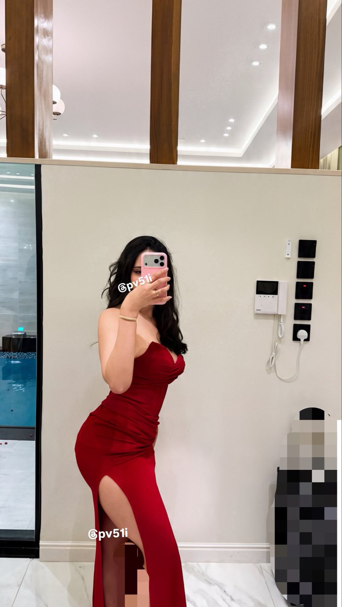 pv51i's tweet photo. كشوخي💋💋💋 https://t.co/R62OyBQuMs