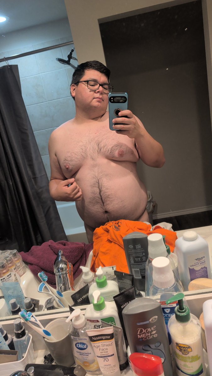 BigMarky's tweet photo. 😁🚿 https://t.co/MWJN9iOMQj