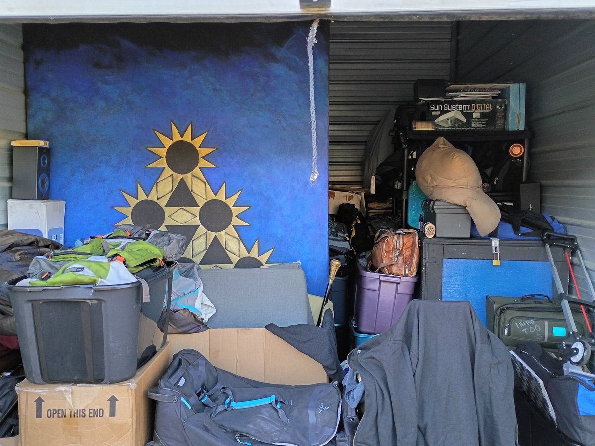 TonyGoldenCali's tweet photo. My life in a box... #PackingUp #ShippingOut. #TonyScauzilloGolden #PrecipiceSpace #SpectiveEarthianEternity https://t.co/oyODs2wmKr