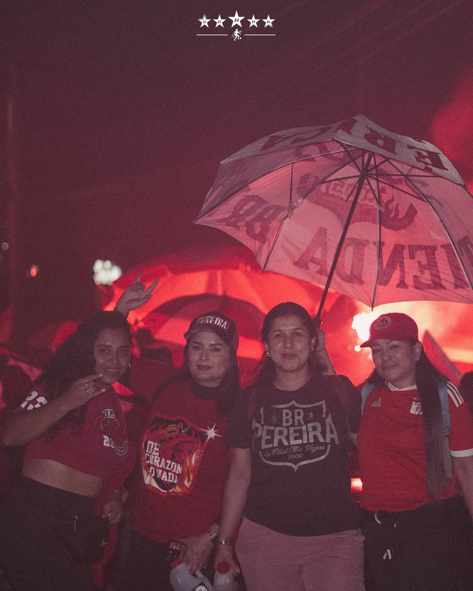 AmericadeCali's tweet photo. Esta es una pasión que se lleva en la sangre. Una historia que se escribe en cada tribuna y en cada rincón del país. 👹❤️‍🔥 https://t.co/uuAdstE5I6