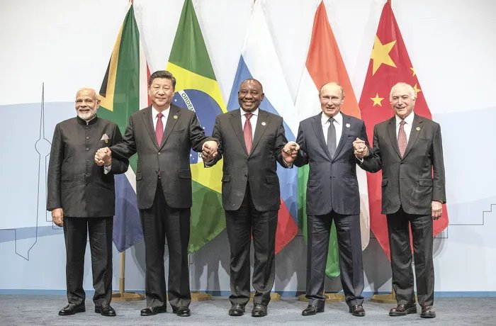 World_Affairs11's tweet photo. BREAKING:

BRICS countries say they will launch BRICS digital currency in upcoming summit, replacing the US dollar https://t.co/X8jfmdj431