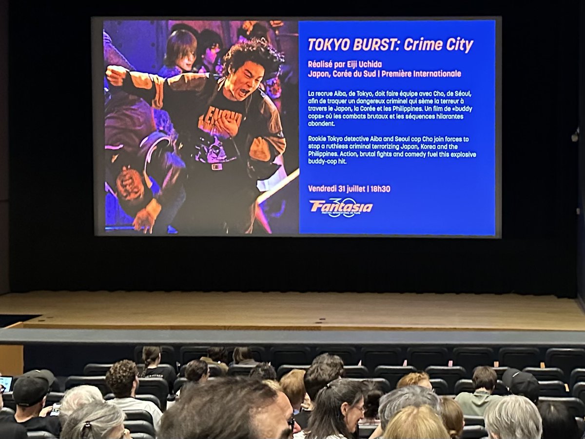 movietokyoburst's tweet photo. ⋰
ファンタジア国際映画祭
🔥𝑹𝒆𝒑𝒐𝒓𝒕💥
⋱

カナダ・モントリオールで開催された
#ファンタジア国際映画祭🎉

劇場は超満員御礼‼️
大歓声と爆笑の連続でした💥

映画祭の観客、スタッフ、ボランティアの皆様からは、「この映画をファンタジアに持ってきてくれてありがとう！」と
感謝のお言葉をいただきました✨

『#𝗧𝗢𝗞𝗬𝗢𝗕𝗨𝗥𝗦𝗧-#犯罪都市-』