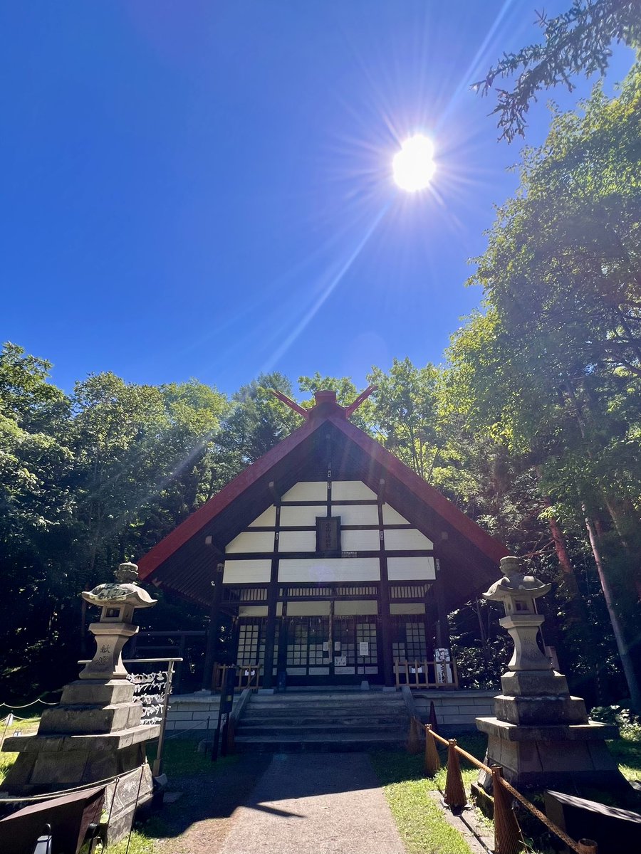TKP_SAPPORO's tweet photo. 今日がお誕生日という節目もあるので定山渓神社⛩️に参拝してきました。 https://t.co/af6P63Q9gF