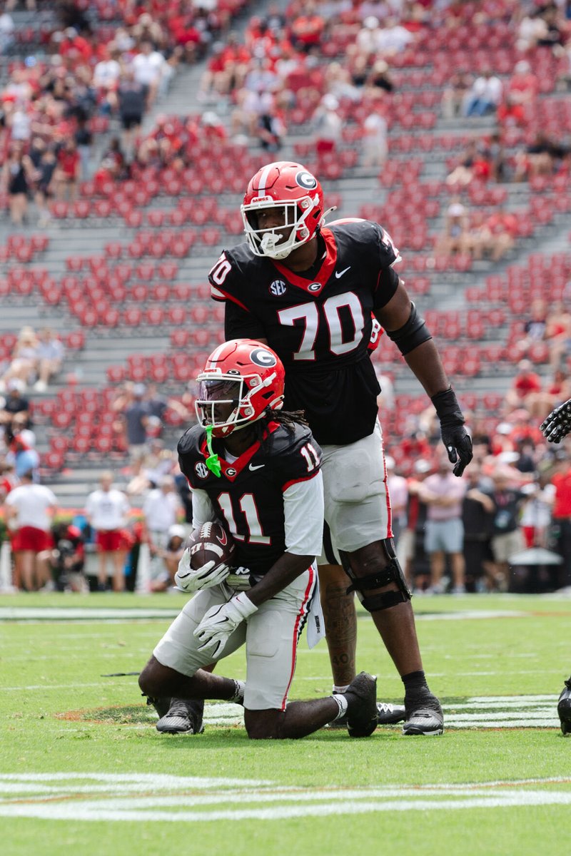 jacobkarnes's tweet photo. Last post about this:

I’m a big uniform guy. 

And I’m a Georgia fan. 

Not a fan of the All-White look Georgia will debut against WKU. It doesn’t look like Georgia.

I’m a big fan of Georgia’s alternate uniform they refuse to wear other than the spring game. https://t.co/u8fAJkuFwV