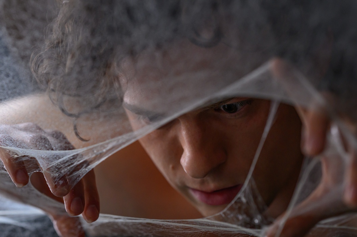 KAI_YOU_ed's tweet photo. 映画『スパイダーマン：ブランド・ニュー・デイ』世界興収10億ドルを突破
https://t.co/diXQphcXSZ

上映開始からわずか6日で約1570億円を記録。10億ドル到達までの速さは、『アベンジャーズ／エンドゲーム』に次ぐ歴代2位です🕷️ https://t.co/NMkdFFdnFx