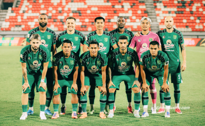emosijiwakucom's tweet photo. Jadwal hari PERSEBAYA adalah pijet

Foto Media Piala Presiden 2026 https://t.co/AHcZ5ekVlk