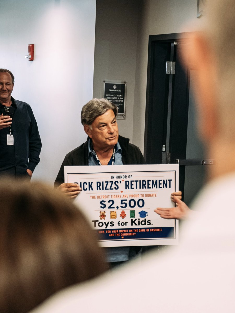 TigersCommunity's tweet photo. Join us in congratulating Rick Rizzs on a legendary career! Rizzs spent over 50 years broadcasting professional baseball, including spending 3 of his 41 MLB seasons in Detroit.
 
The Tigers and Tigers Foundation surprised him with a $2,500 donation to his charity, Toys for Kids. https://t.co/rJtS0Tc2uu