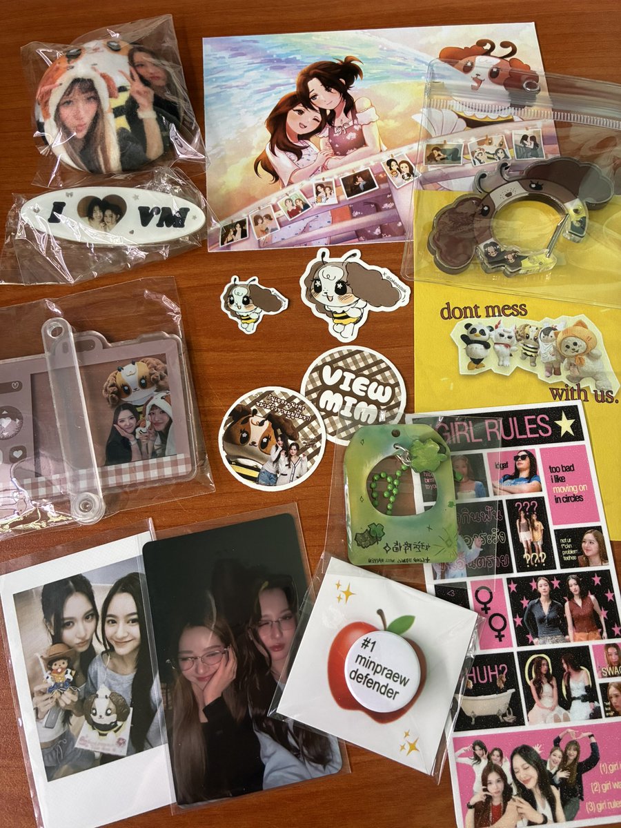 jespodster's tweet photo. thank u guys for the viewmim freebies too 🥺 it was so nice seeing vimmy oomfs!!! https://t.co/ldoX6ytCGW