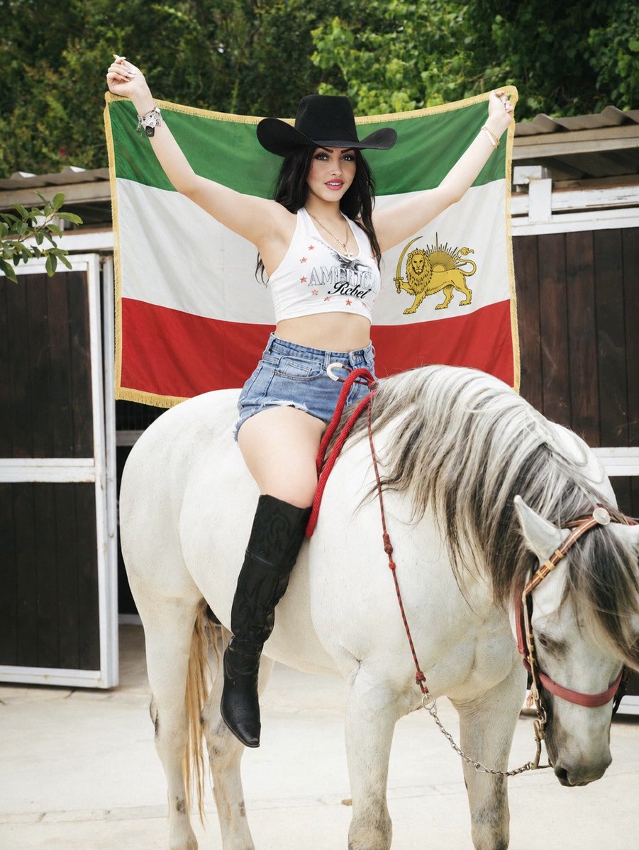 Raharoshan69's tweet photo. Real Iran Flag. 🇮🇷
#watta #wata #chudai #raha #hoejabi #raharoshandel #iran #irangirl #afghan #afghangirl #hotwife #cuck #persiancuck #findom #femdom #iran2026 #paypig #kus #afghani #afghanqueen #kon https://t.co/4jLCGrAWzD