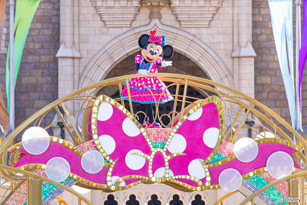 TDR_PR's tweet photo. 💡ニュース💡
東京ディズニーランド®では、2027年1月13日から3月31日までの間、スペシャルイベントシリーズ「ディズニー・パルパルーザ」の第7弾として「ミニーのファンダーランド」の開催が決定！

ミニーマウスが夢に描いたポップでキュートな世界をお楽しみいただけます🎀 https://t.co/fkEemhOrQm